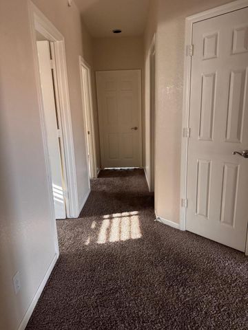 979 E Brentrup Drive, Tempe, AZ 85283