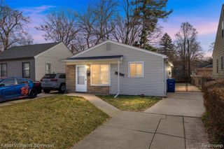 15490 Dixie, Redford, MI 48239