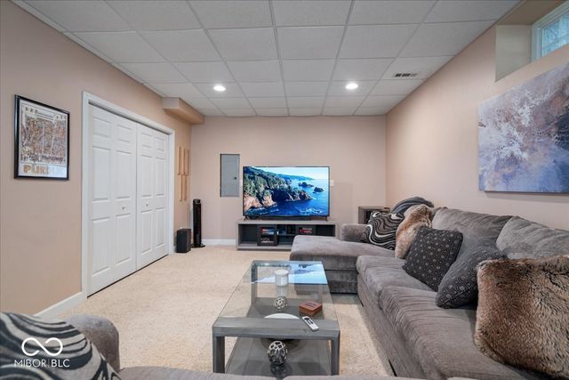 2529 N New Jersey Street, Indianapolis, IN 46205