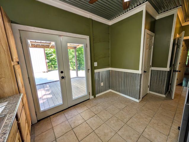 456 Walker Ridge Rd, Big Rock, TN 37023