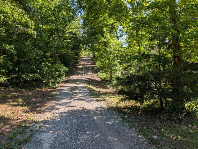 456 Walker Ridge Rd, Big Rock, TN 37023