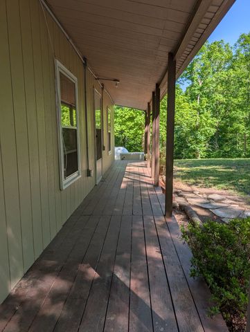 456 Walker Ridge Rd, Big Rock, TN 37023