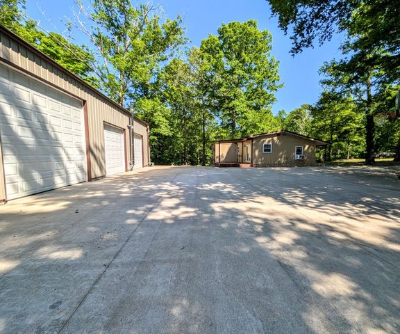 456 Walker Ridge Rd, Big Rock, TN 37023