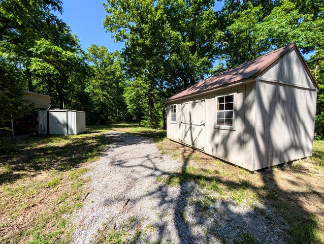 456 Walker Ridge Rd, Big Rock, TN 37023