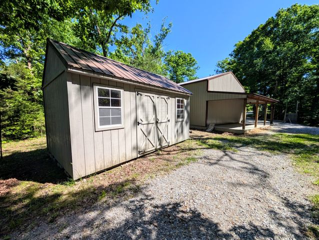 456 Walker Ridge Rd, Big Rock, TN 37023