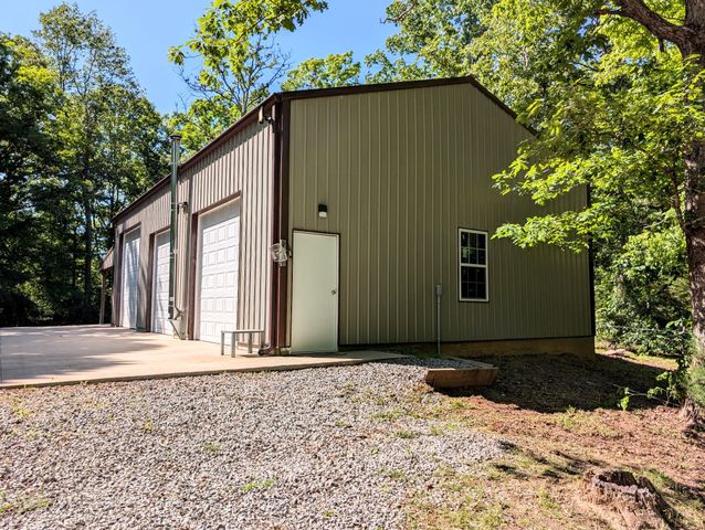 456 Walker Ridge Rd, Big Rock, TN 37023