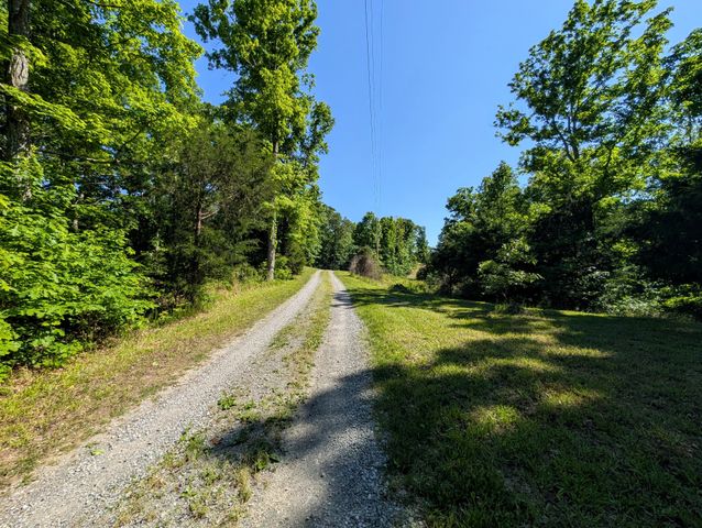 456 Walker Ridge Rd, Big Rock, TN 37023