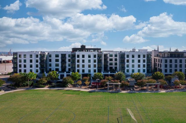 5 Gadsdenboro Street Apt 405, Charleston, SC 29401