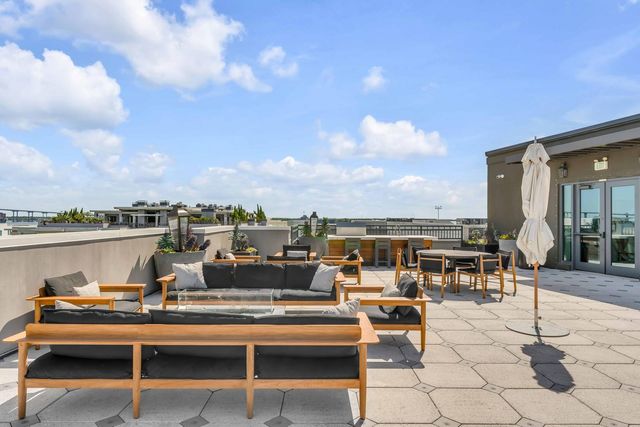 5 Gadsdenboro Street Apt 405, Charleston, SC 29401