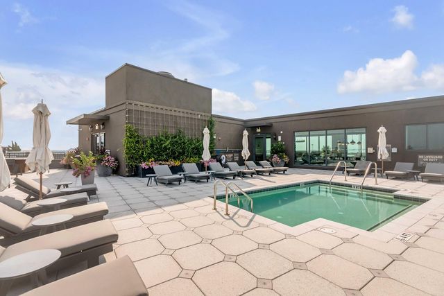 5 Gadsdenboro Street Apt 405, Charleston, SC 29401