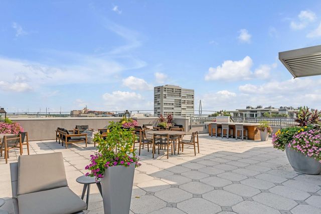 5 Gadsdenboro Street Apt 405, Charleston, SC 29401