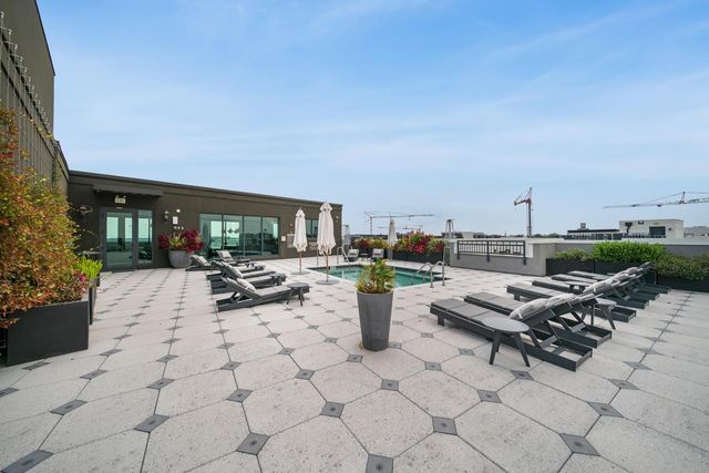 5 Gadsdenboro Street Apt 405, Charleston, SC 29401