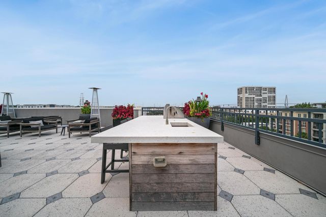 5 Gadsdenboro Street Apt 405, Charleston, SC 29401