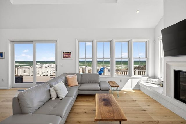 16 Salt Marsh Road, Sandwich, MA 02537