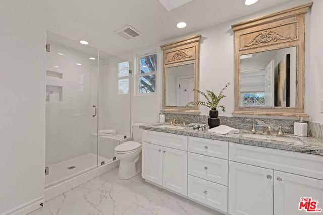 23643 Califa Street, Woodland Hills, CA 91367