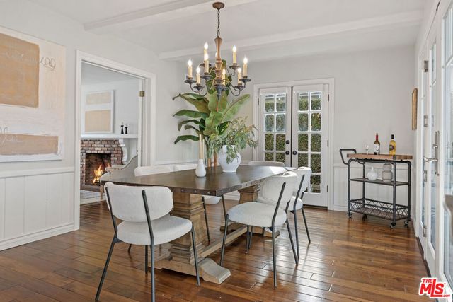 23643 Califa Street, Woodland Hills, CA 91367