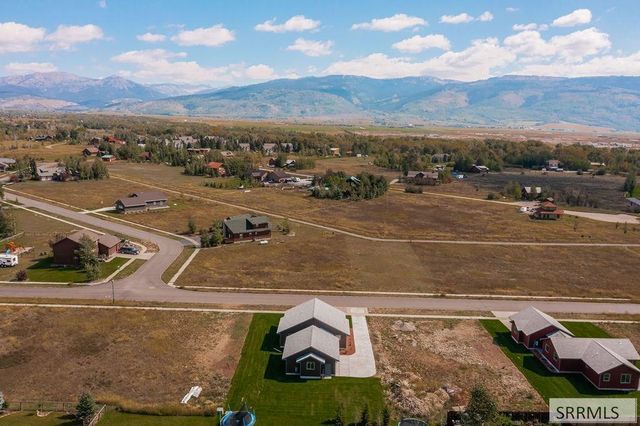 564 Palisade Trail, Driggs, ID 83422