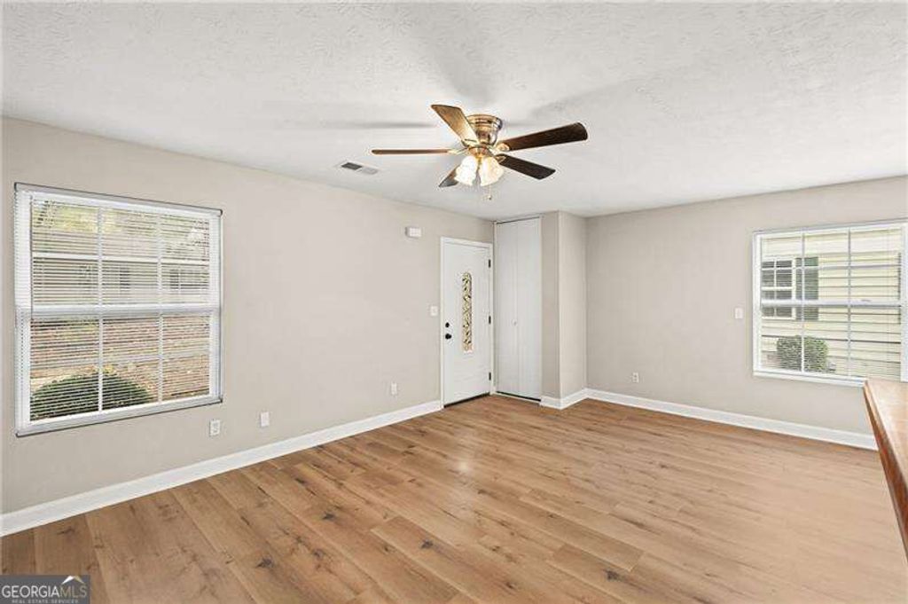 1330 Surrey Lane SW, Marietta, GA 30008 — photo 3