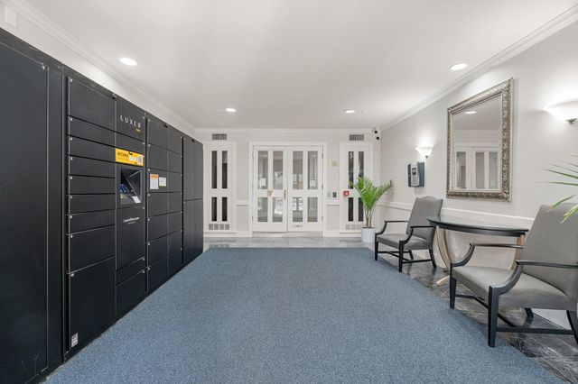 355 N Post Oak Lane 742, Houston, TX 77024