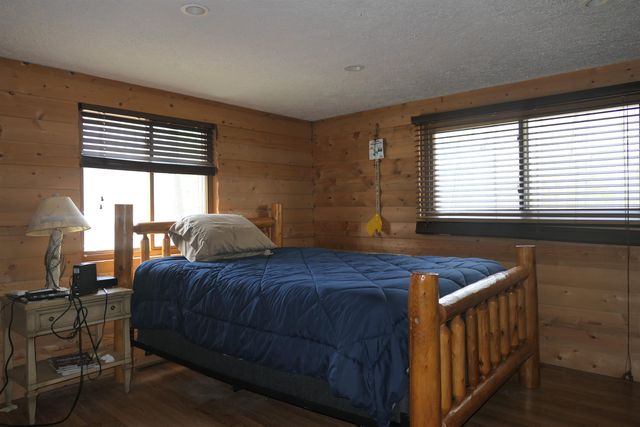 6480 W Lake Shore, Remus, MI 49340