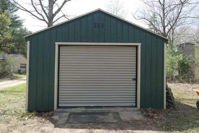 6480 W Lake Shore, Remus, MI 49340