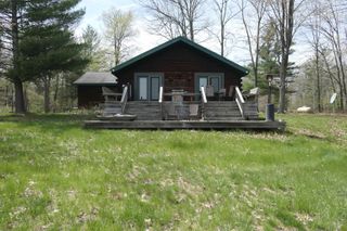 6480 W Lake Shore, Remus, MI 49340