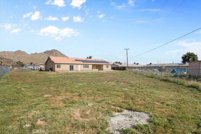 15833 Sago Road, Apple Valley, CA 92307