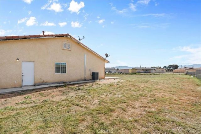 15833 Sago Road, Apple Valley, CA 92307
