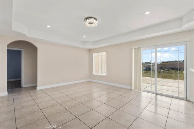 15833 Sago Road, Apple Valley, CA 92307