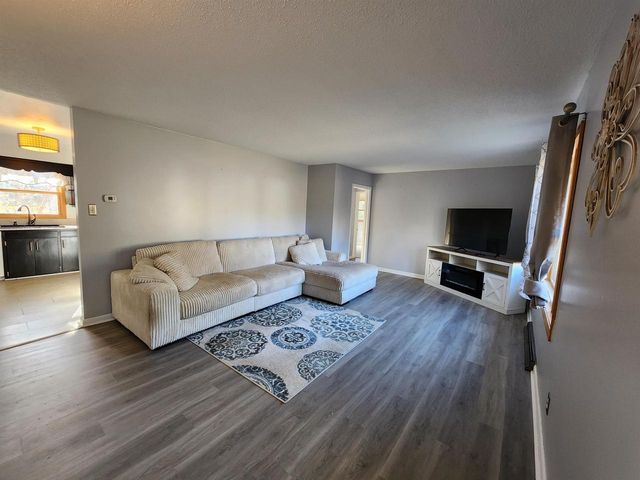 16101 W County Hill Rd, Hayward, WI 54843