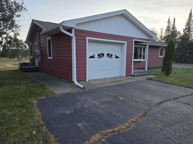 16101 W County Hill Rd, Hayward, WI 54843