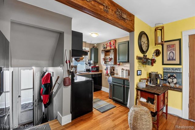 1214 Lincoln Avenue, Lincoln Park, MI 48146