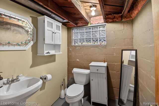 1214 Lincoln Avenue, Lincoln Park, MI 48146