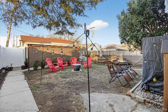 1214 Lincoln Avenue, Lincoln Park, MI 48146