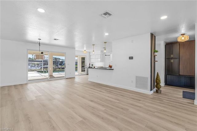 2839 Via Paloma DR, Punta Gorda, FL 33950