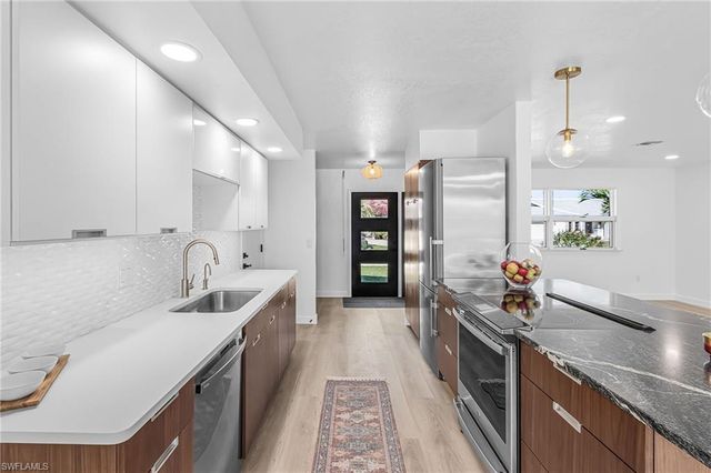 2839 Via Paloma DR, Punta Gorda, FL 33950