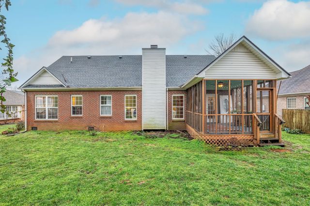 110 Bell Grove Dr, Columbia, TN 38401