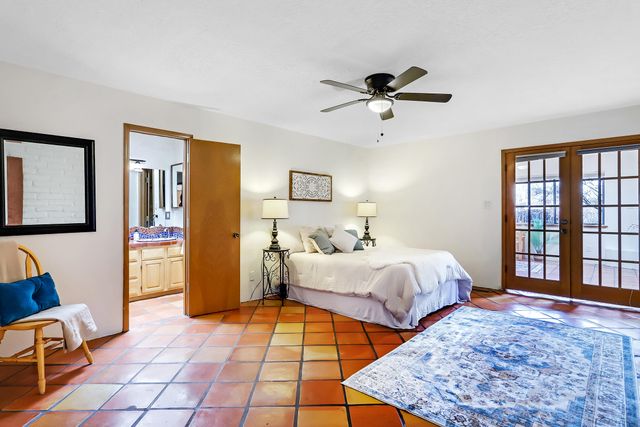 4412 De La Cruz NW, Albuquerque, NM 87107