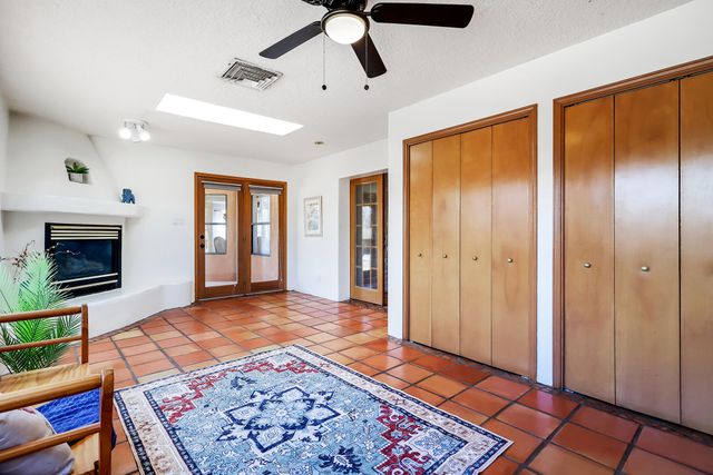 4412 De La Cruz NW, Albuquerque, NM 87107