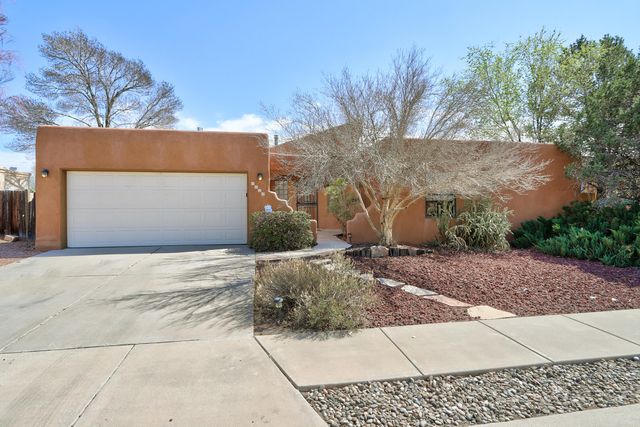 4412 De La Cruz NW, Albuquerque, NM 87107