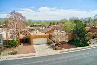 4412 De La Cruz NW, Albuquerque, NM 87107