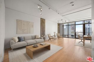 1100 S Hope Street 1410, Los Angeles, CA 90015