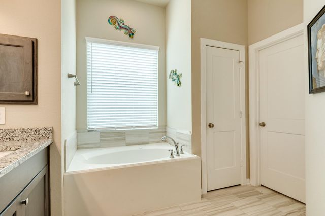 12917 Ocean Breeze Lane, La Marque, TX 77568