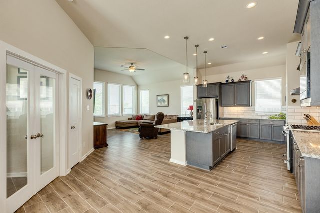 12917 Ocean Breeze Lane, La Marque, TX 77568