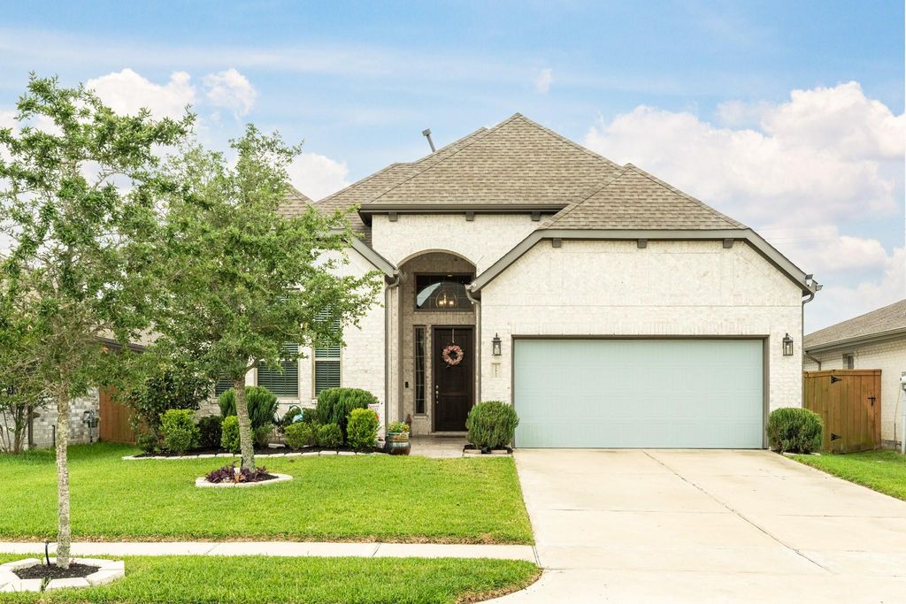12917 Ocean Breeze Lane, La Marque, TX 77568
