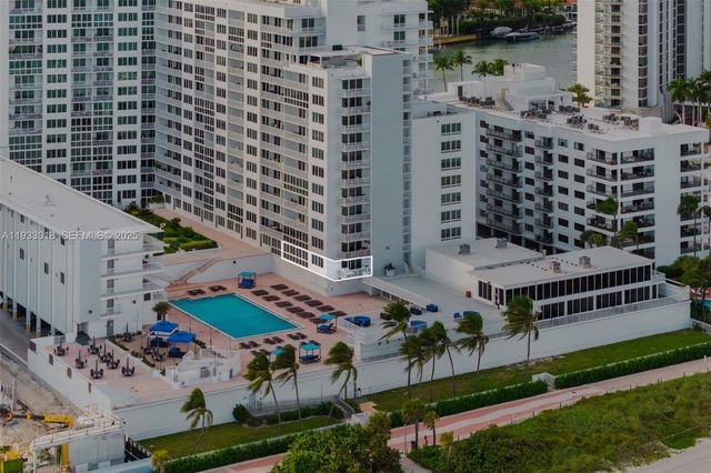 5401 Collins Ave 102, Miami Beach, FL 33140