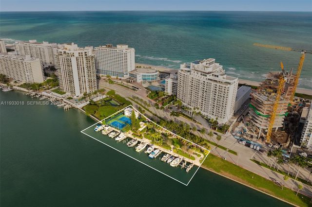 5401 Collins Ave 102, Miami Beach, FL 33140