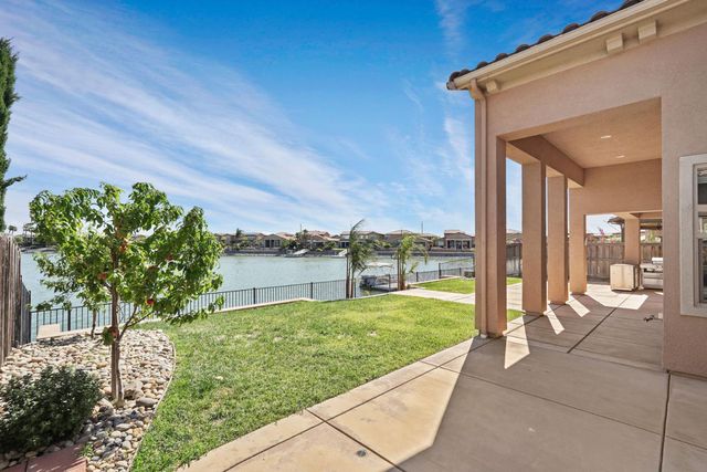 3821 Castellina Way, Manteca, CA 95337