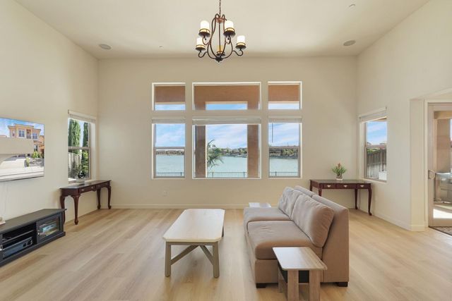 3821 Castellina Way, Manteca, CA 95337