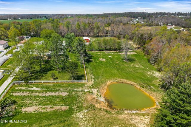 698 Maynard Rd Rd, Crossville, TN 38571